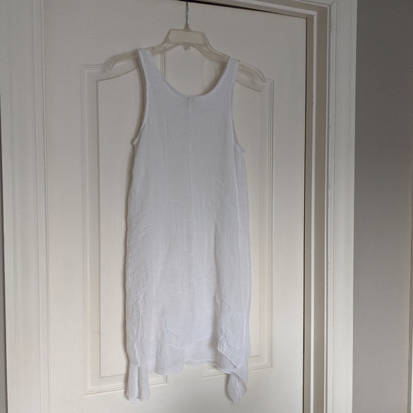 🔥 Flowy Tank Top - Picture 3 of 6